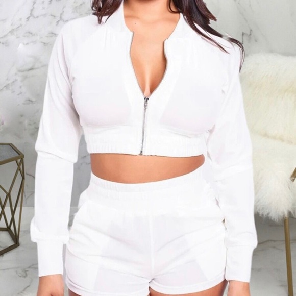 Women’s 2 pc set - Picture 7 of 7